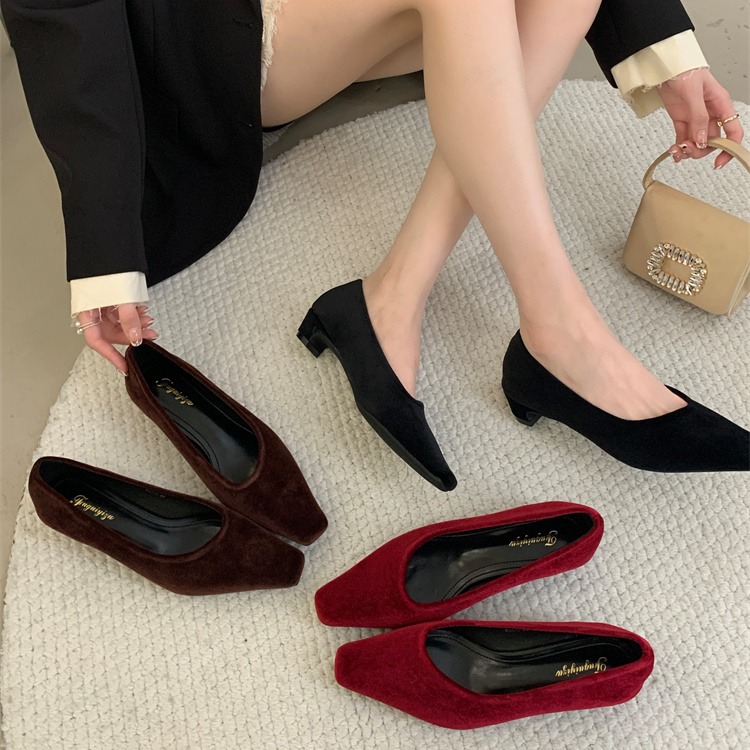 2025 New French Square Toe Suede Low Heel Women's Slip-On Shoes Elegant Chunky Heel Casual Flats