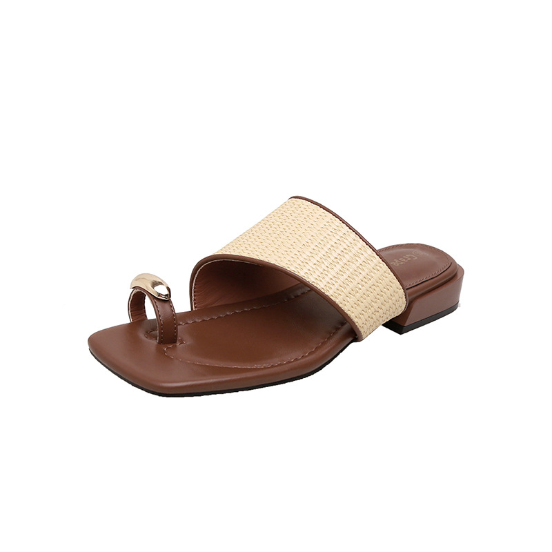 2026 New Style Square Toe Woven Strap Women's Summer Slippers Sandals - Image 5