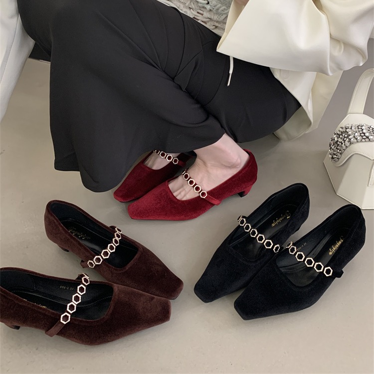 Fortune One Pointed Toe Chunky Heel Women's Shoes 2025 Spring Summer New Fairy Style Low Heel One-Strap Flats