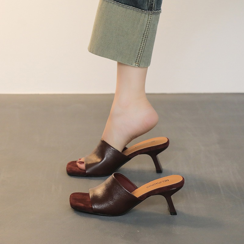 Retro Square Toe Open Toe High Heel Women’s Slippers One Step Soft Leather Comfortable Casual Strappy Slippers